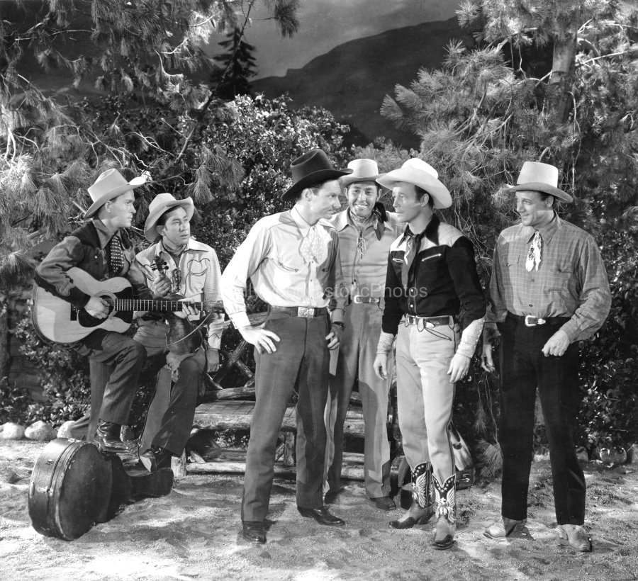 Roy Rogers 1941 1.jpg